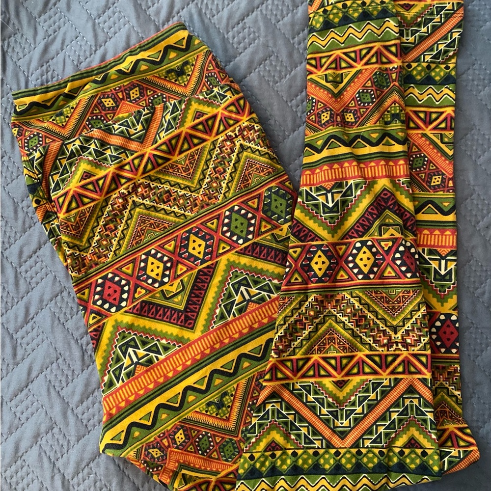 LuLaRoe Colorful Geometric Leggings